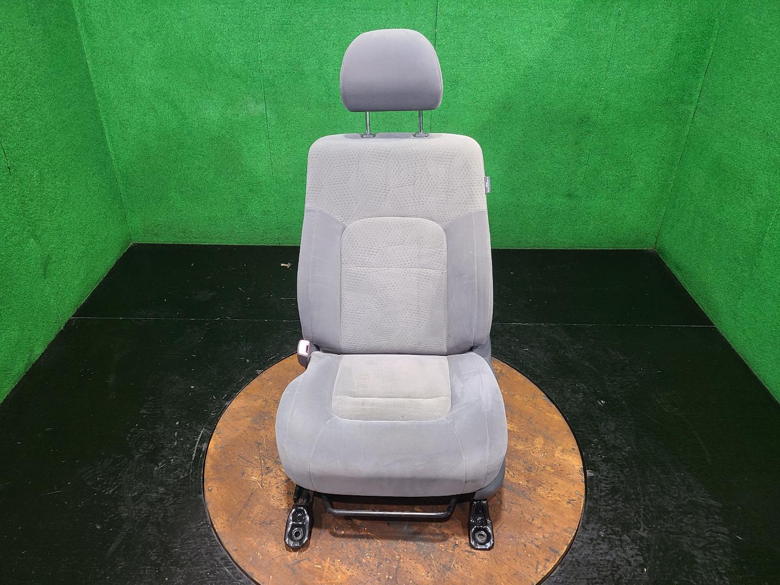 View Auto part Front Seat Toyota Landcruiser 2007