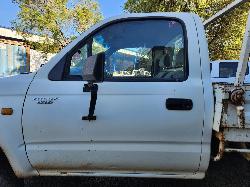 View Auto part Left Front Door Toyota Hilux 2001