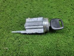 View Auto part Ignition W/ Key Toyota Hilux 2001