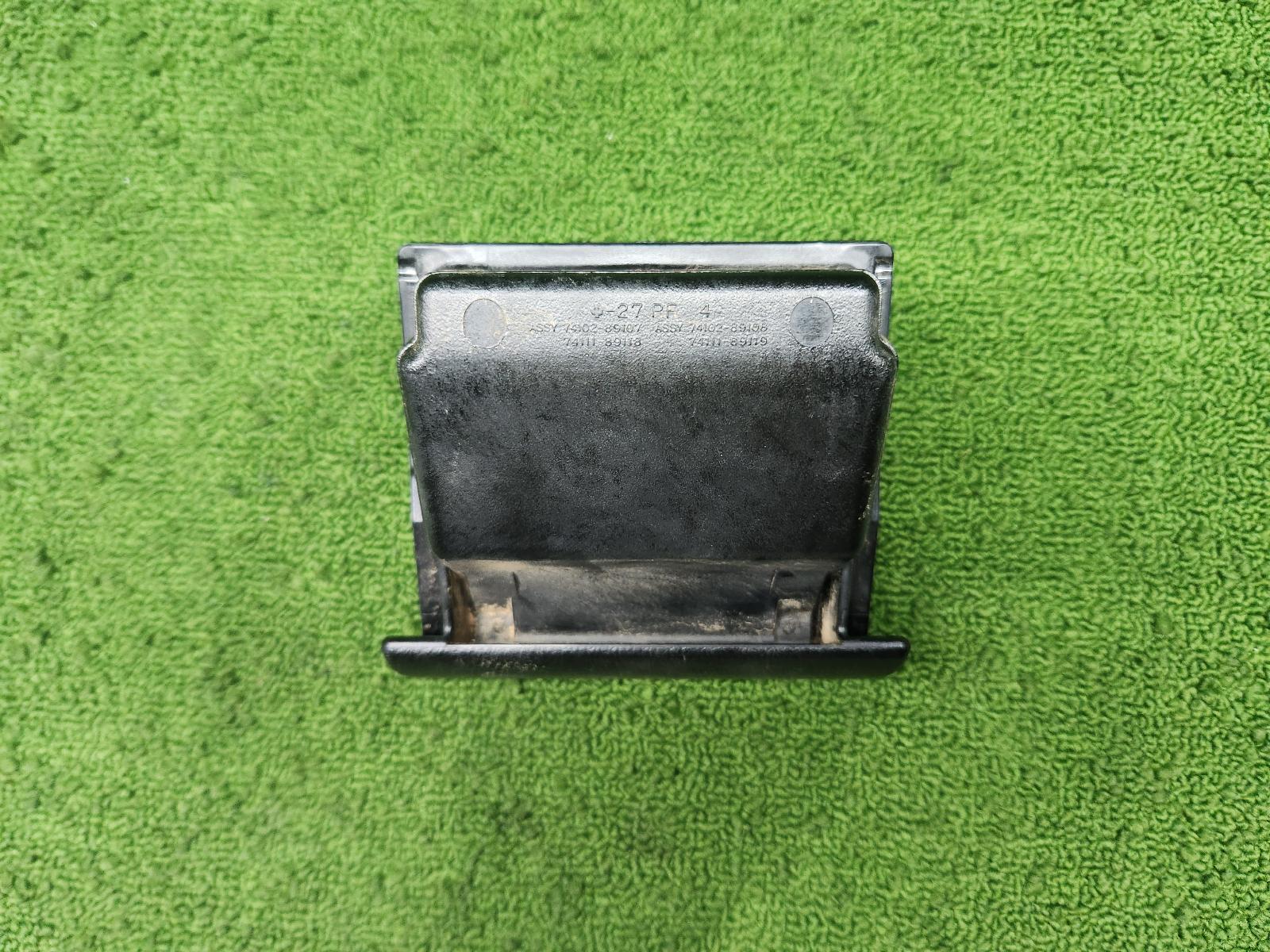 View Auto part Ashtray Toyota Hilux 2001