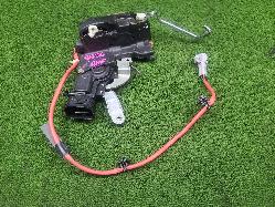 View Auto part Door/Boot/Gate Lock Toyota Hilux 2002