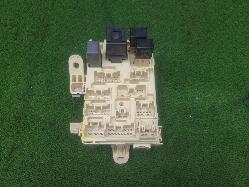 View Auto part Fuse Box Toyota Hilux 2002