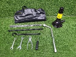 View Auto part Jack/Tool Kit Toyota Hilux 2014