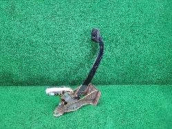 View Auto part Pedal Assembly Toyota Landcruiser 1991