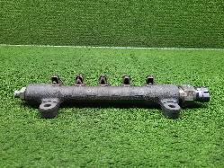 View Auto part Injection Rail Toyota Landcruiser 2015