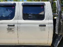 View Auto part Left Rear Door/Sliding Nissan Navara 2004