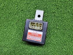 View Auto part Misc Switch/Relay Toyota Landcruiser 1988