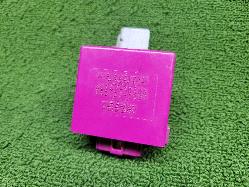 View Auto part Misc Switch/Relay Toyota Landcruiser 1988