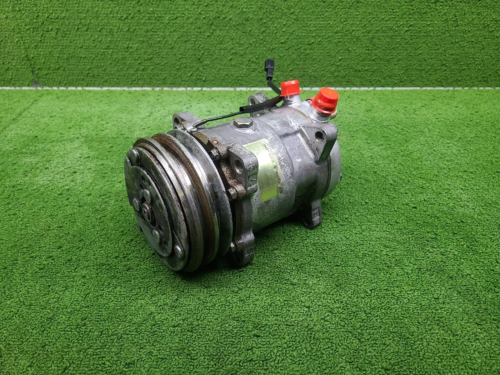 1995 Nissan Patrol A/C Compressor View Auto part A/C Compressor Nissan Patrol 1995
