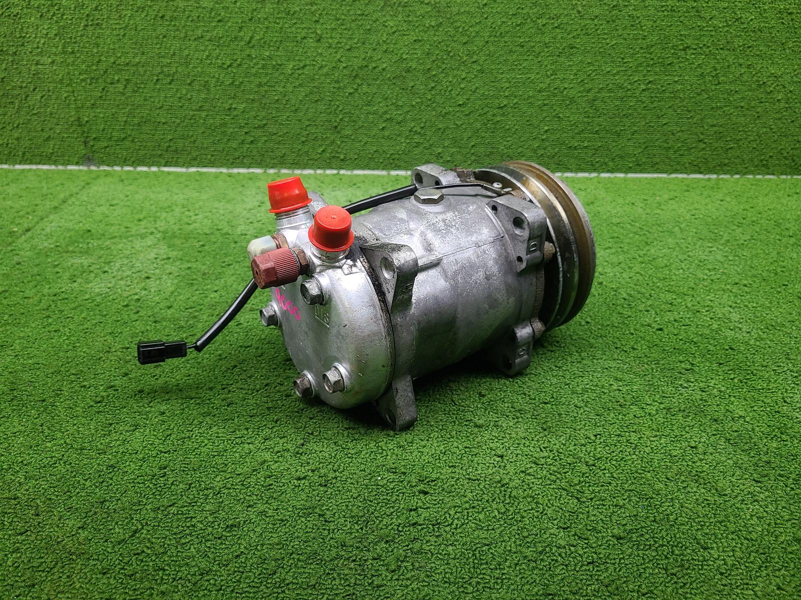 1995 Nissan Patrol A/C Compressor View Auto part A/C Compressor Nissan Patrol 1995