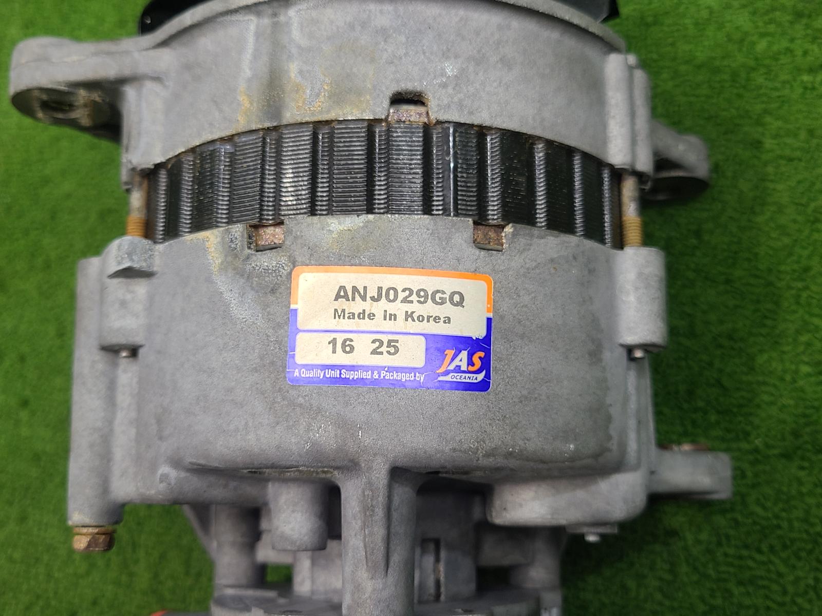 View Auto part Alternator Nissan Patrol 1994