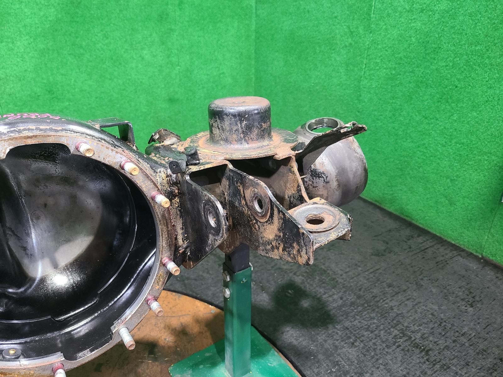View Auto part Front Diff Housing Nissan Patrol 2000