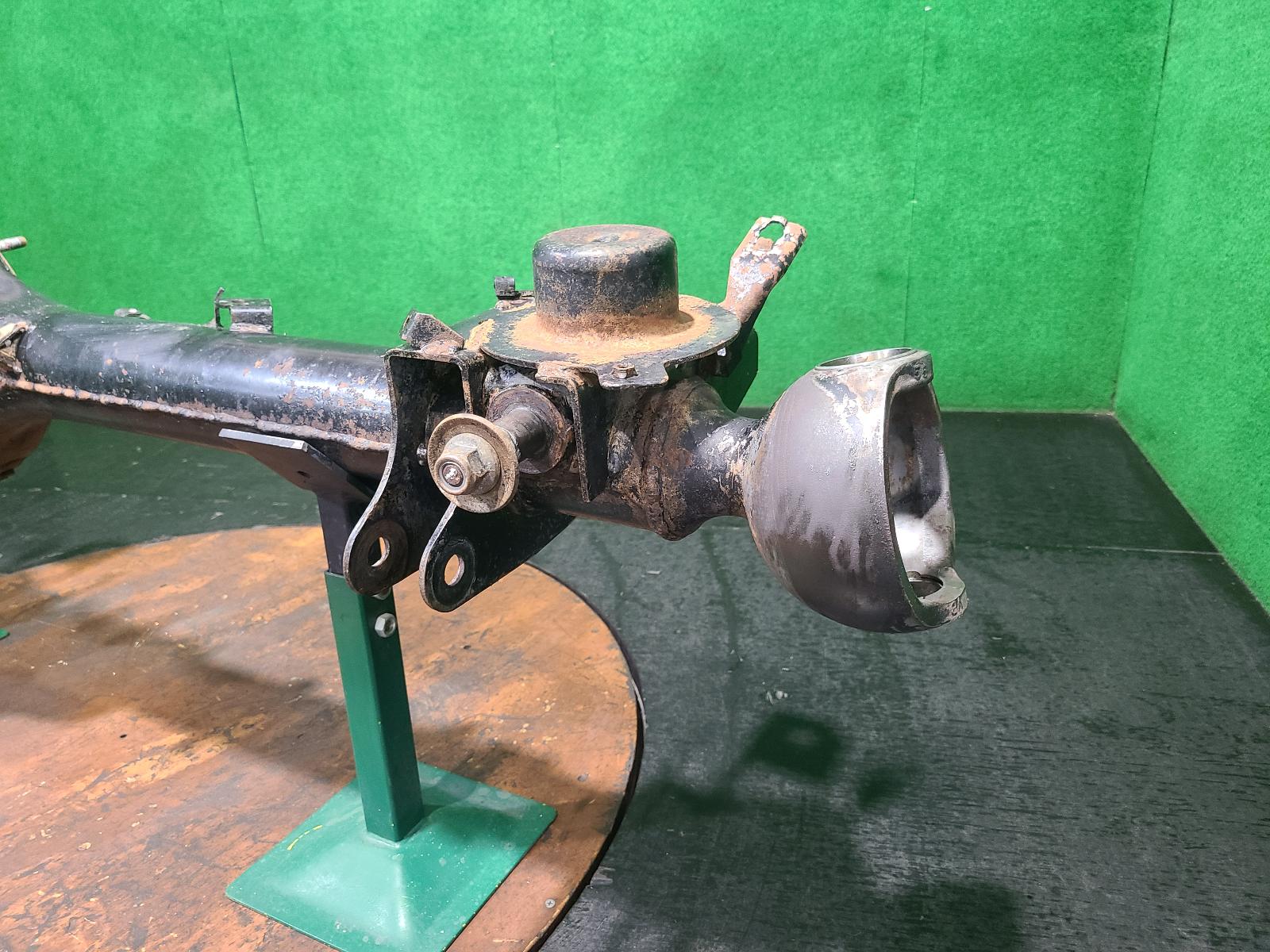 View Auto part Front Diff Housing Nissan Patrol 2000