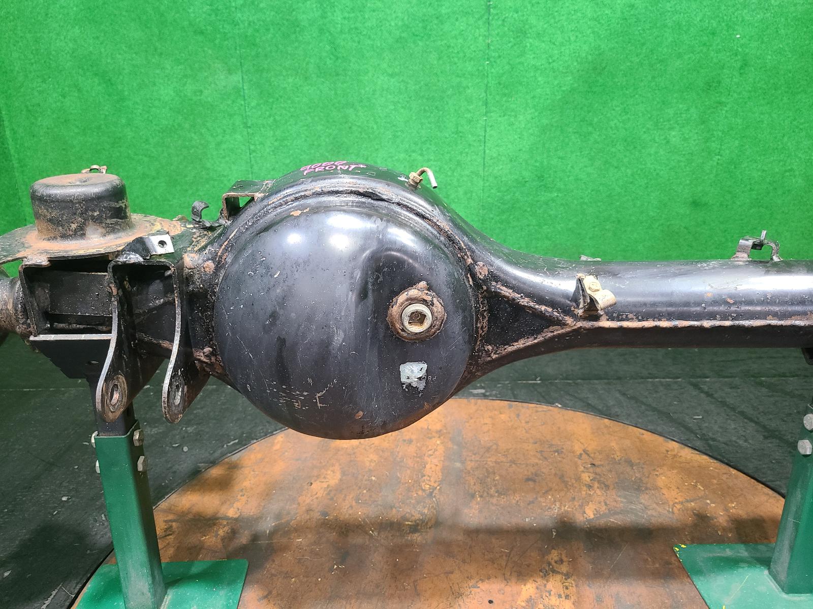 View Auto part Front Diff Housing Nissan Patrol 2000