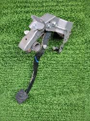 View Auto part Pedal Assembly Toyota Landcruiser 2019