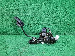 View Auto part Pedal Assembly Toyota Landcruiser 2004