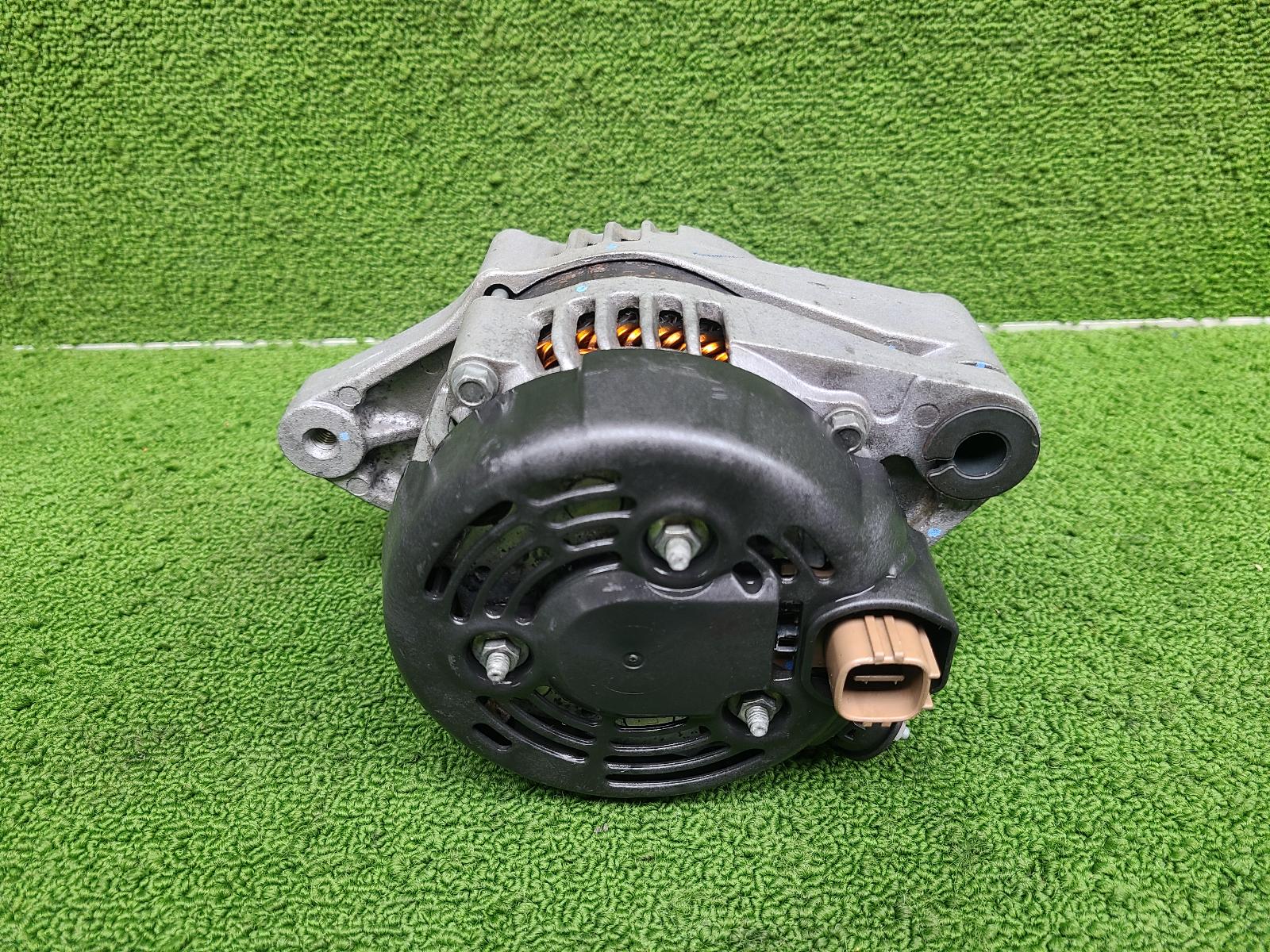 2013 Toyota Hilux Alternator View Auto part Alternator Toyota Hilux 2013