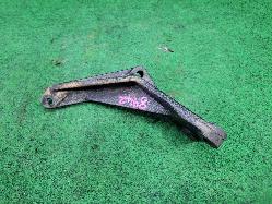 View Auto part Mount Toyota Hilux 2002