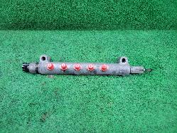 View Auto part Injection Rail Toyota Hilux 2006