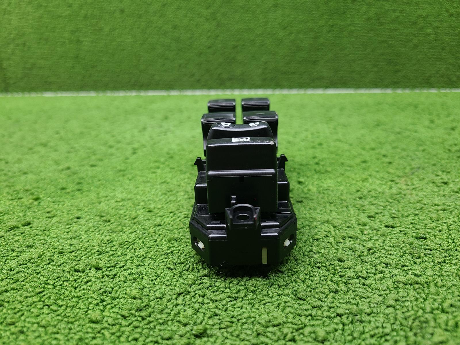 View Auto part Pwr Dr Wind Switch Toyota Prado 2012