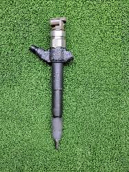 View Auto part Fuel Injector Mitsubishi Pajero 2016
