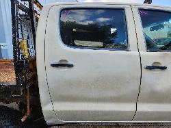 View Auto part Right Rear Door Sliding Toyota Hilux 2013