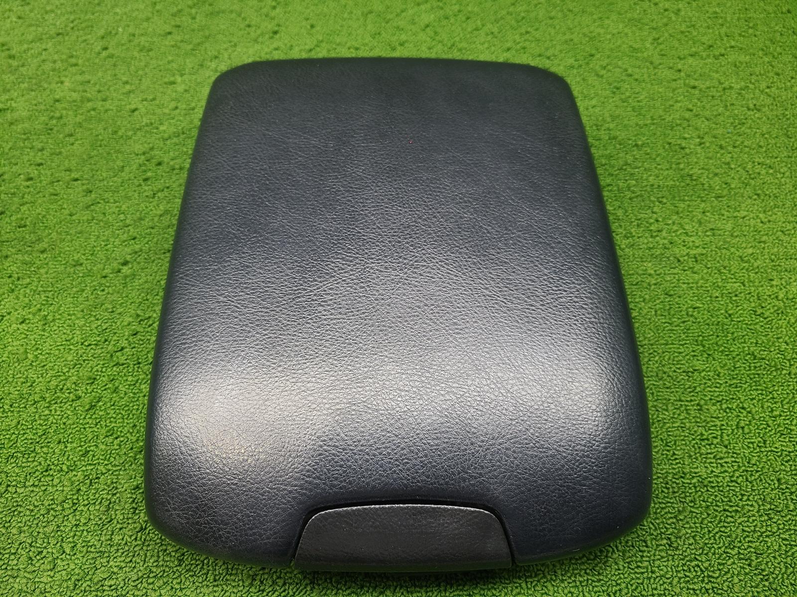 View Auto part Console Toyota Prado 2006