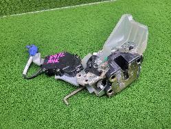 View Auto part Door/Boot/Gate Lock Toyota Landcruiser 1994
