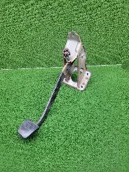 View Auto part Pedal Assembly Toyota Landcruiser 1994