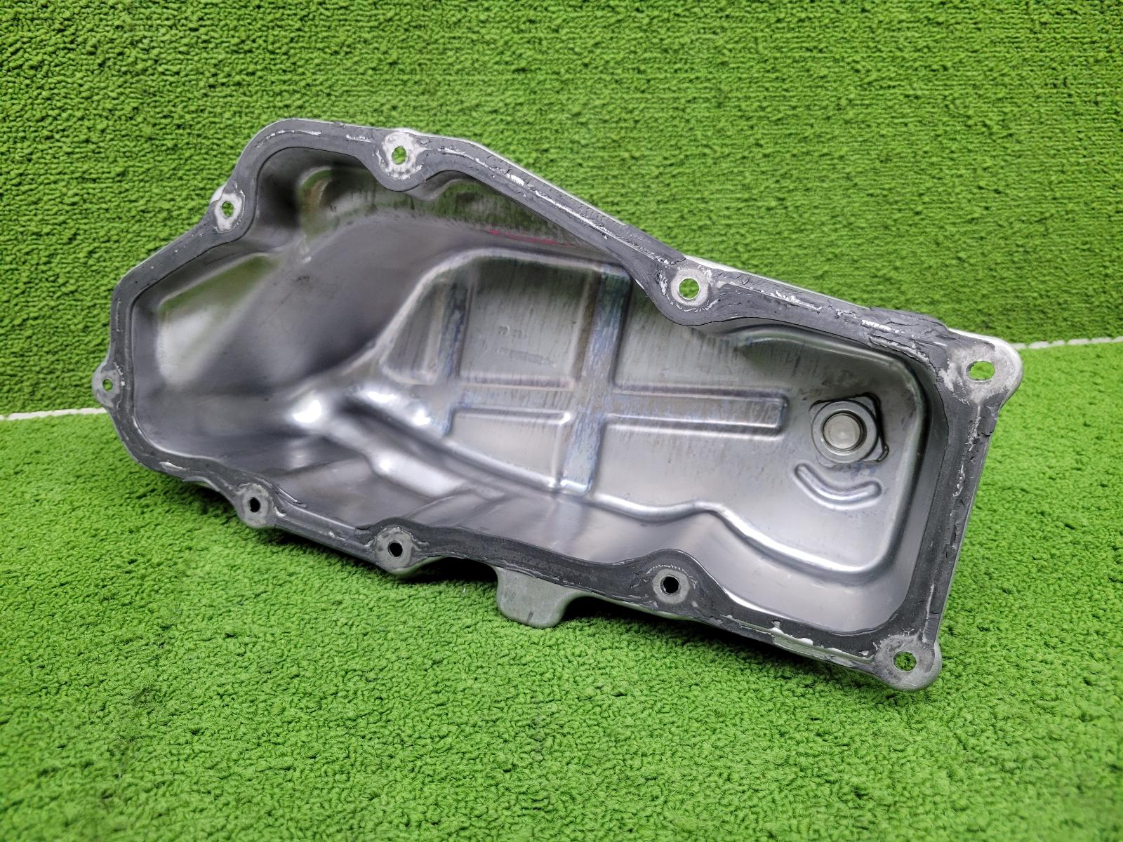 View Auto part Oil Pan/Sump Nissan Navara 2018