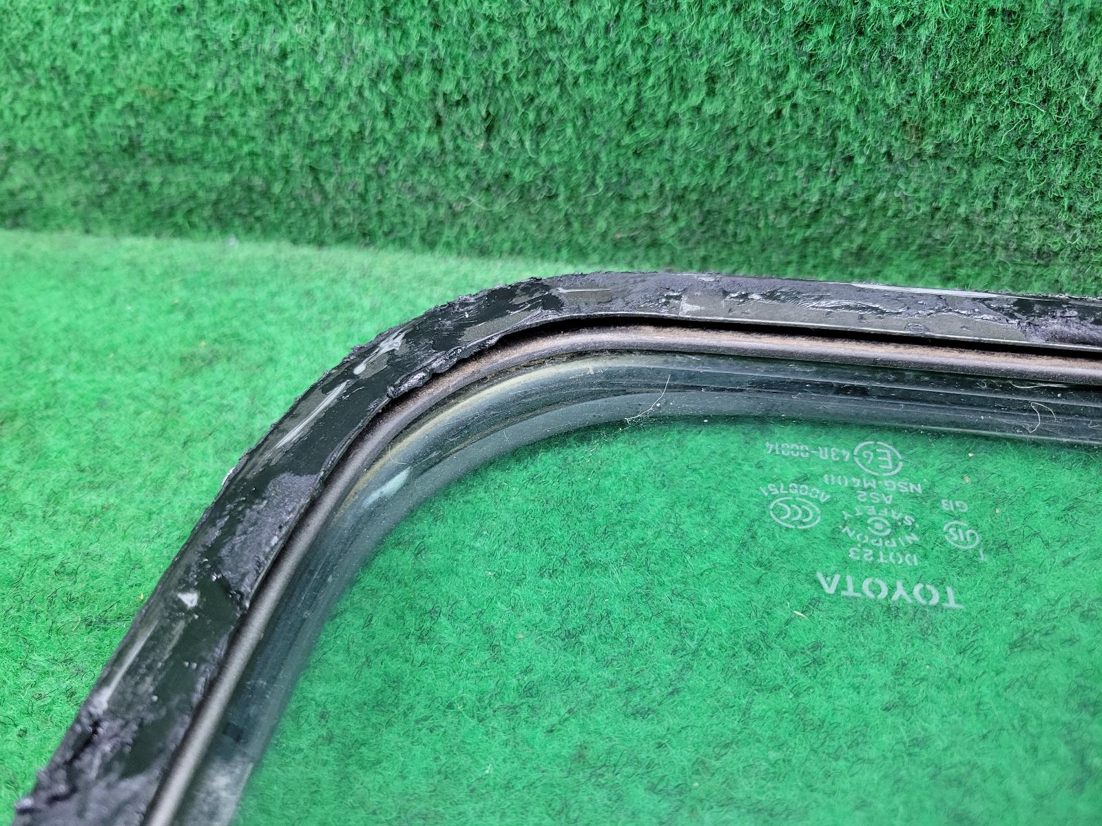 View Auto part Right Rear Side Glass Toyota Landcruiser 2007