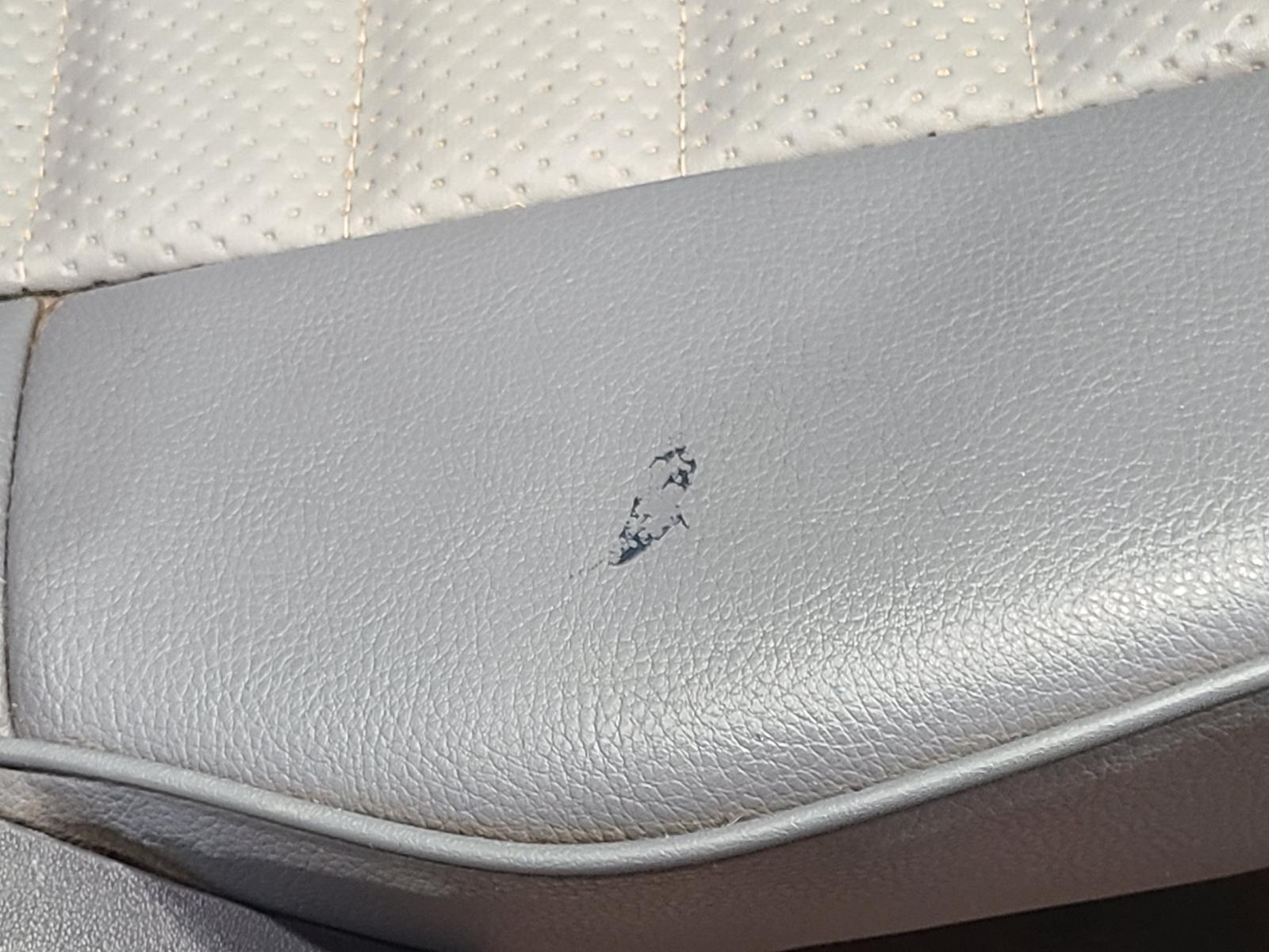 2007 Toyota Landcruiser Front Seat View Auto part Front Seat Toyota Landcruiser 2007