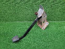 View Auto part Pedal Assembly Toyota Landcruiser 1996