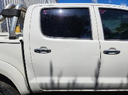 View Auto part Right Rear Door Sliding Toyota Hilux 2014