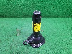 View Auto part Jack Toyota Hilux 2014