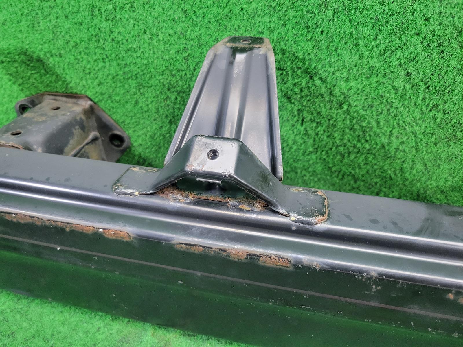 2004 Toyota Prado F/Bar Reinforc/Brack View Auto part F/Bar Reinforc/Brack Toyota Prado 2004
