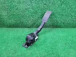 View Auto part Pedal Assembly Nissan Navara 2010
