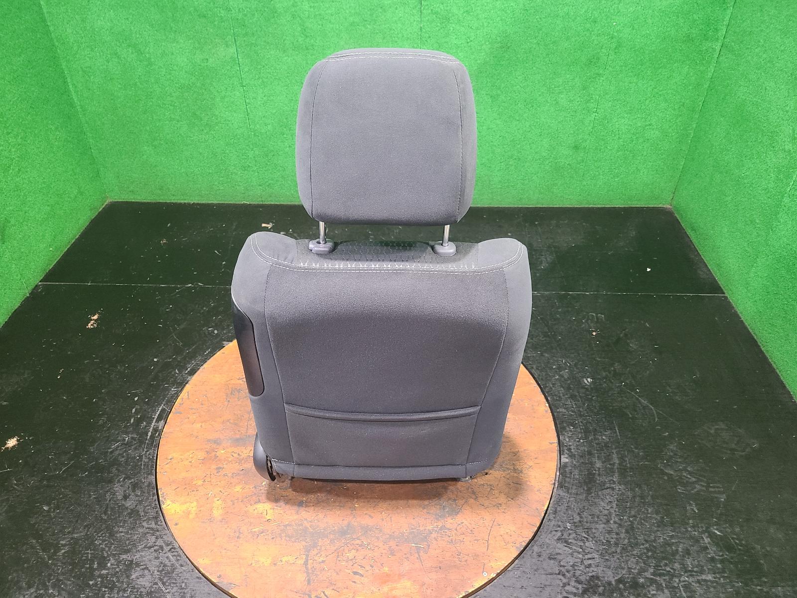 View Auto part Front Seat Ford Ranger 2010