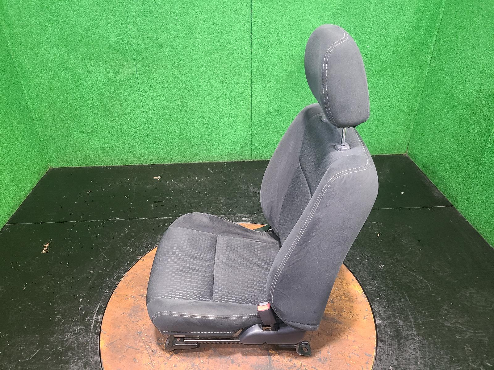 View Auto part Front Seat Ford Ranger 2010