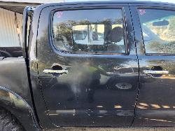 View Auto part Right Rear Door Sliding Toyota Hilux 2006
