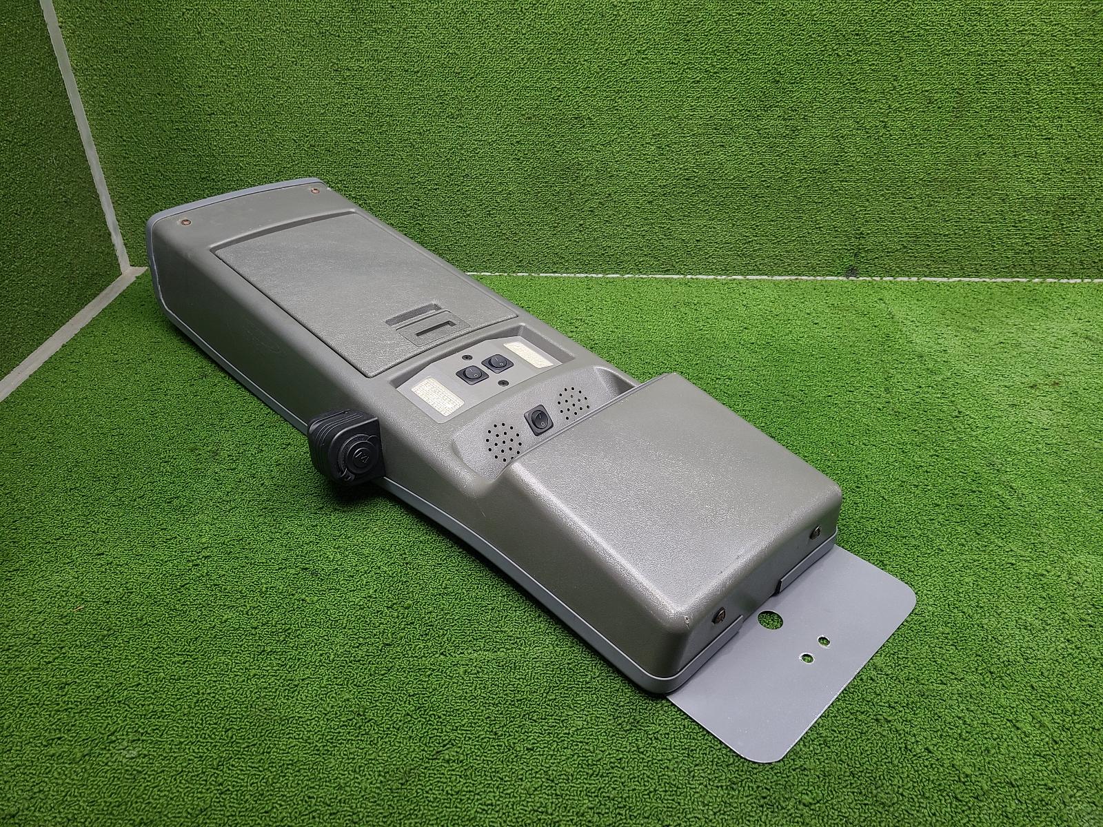 View Auto part Console Nissan Patrol 2000