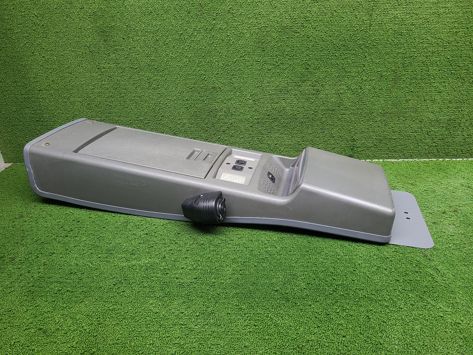 View Auto part Console Nissan Patrol 2000