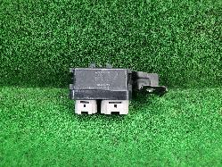 View Auto part Misc Switch/Relay Toyota Landcruiser 1995