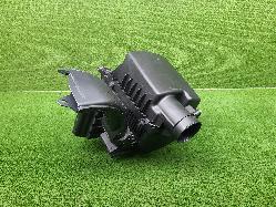 View Auto part Air Cleaner/Box Nissan Navara 2021