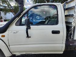 View Auto part Left Front Door Toyota Hilux 2001