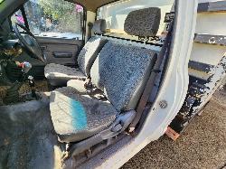 View Auto part Front Seat Toyota Hilux 2001