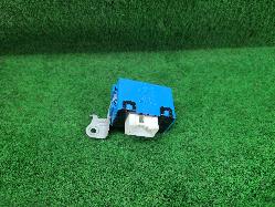 View Auto part Misc Switch/Relay Toyota Landcruiser 2023