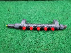 View Auto part Injection Rail Nissan Pathfinder 2007