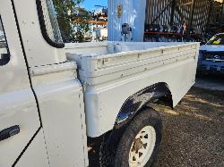 View Auto part Ute Back Land Rover Defender 1995