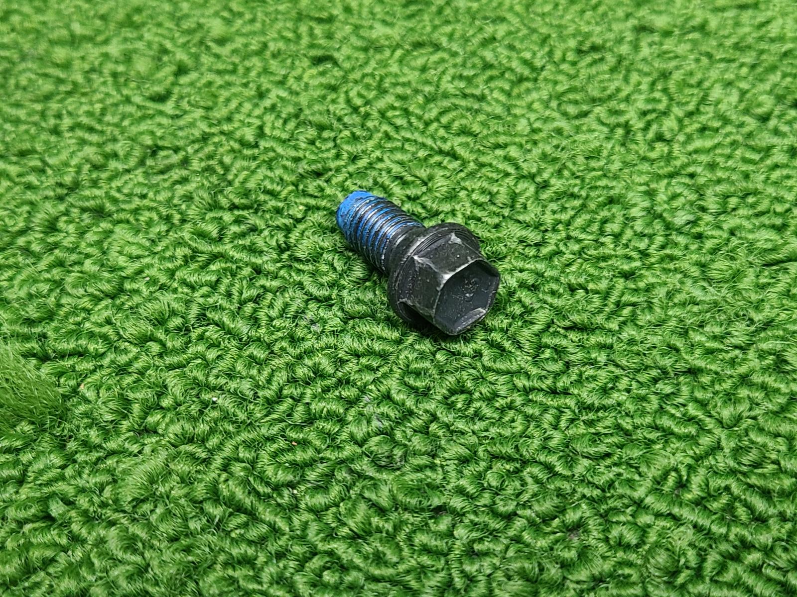 2023 Toyota Landcruiser Door Hinge/Runner View Auto part Door Hinge/Runner Toyota Landcruiser 2023
